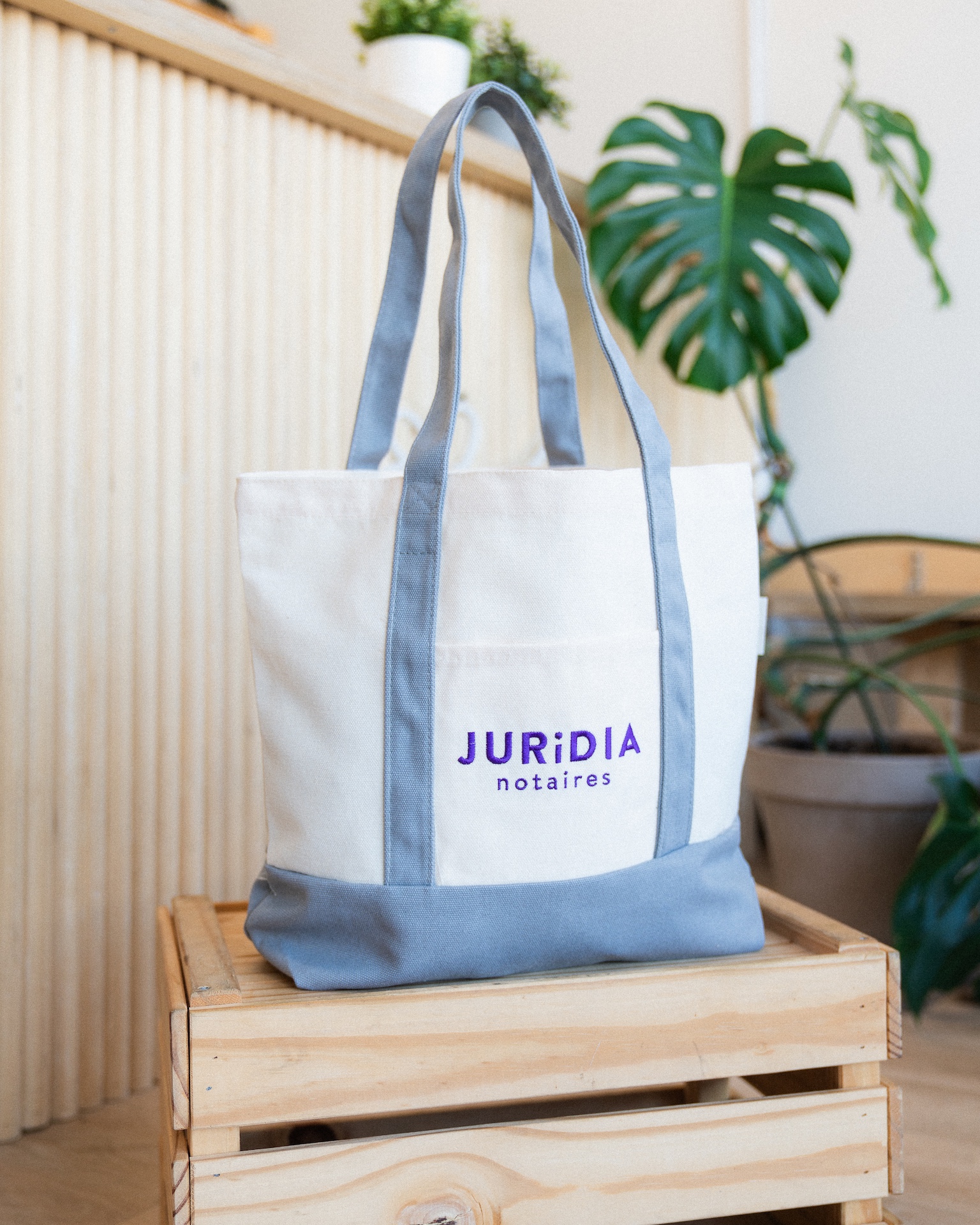 featuring the color block tote